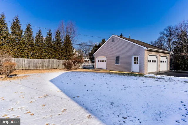 $389,900 | 3108 Dickinson Avenue, Camp Hill, PA 17011