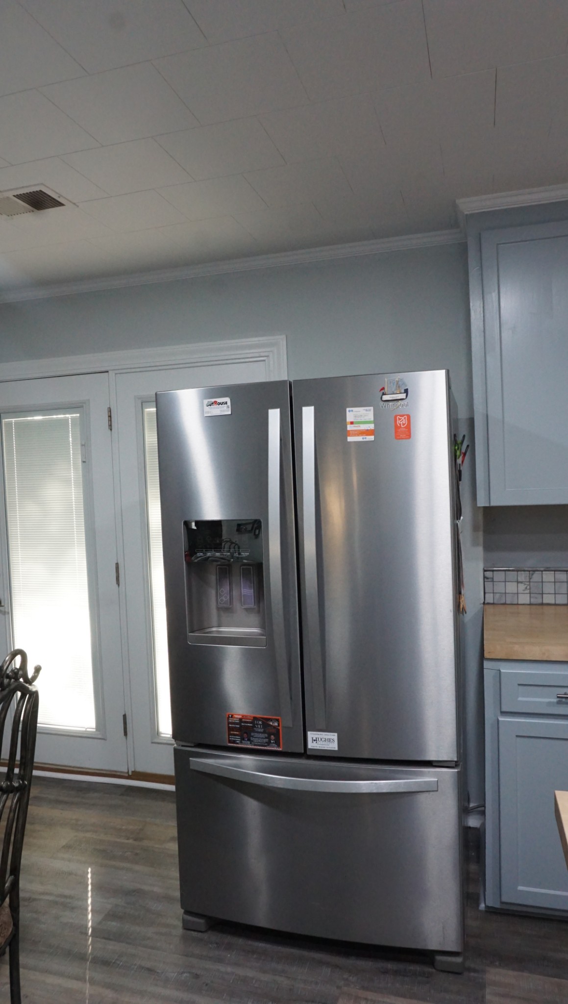 5323 Lanes Ferry Road Newbern, TN 38059 - Photo 14 of 31 a metallic refrigerator freezer sitting in a kitchen