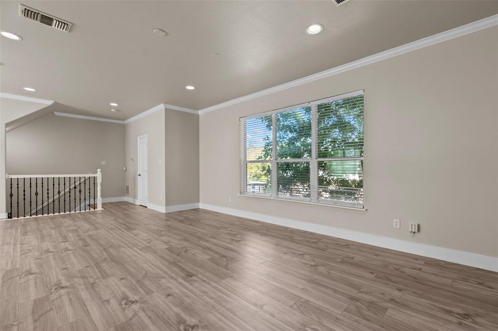 4417 Gennaro Street Dallas, TX 75204 - Photo 4 of 34