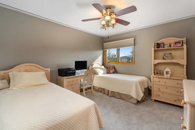 $379,900 | 8118 Tudor Lane, Tinley Park, IL 60477