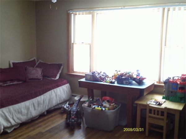 275 Andover Road Billerica, MA 01821 - Photo 18 of 26 a living room with furniture and a window