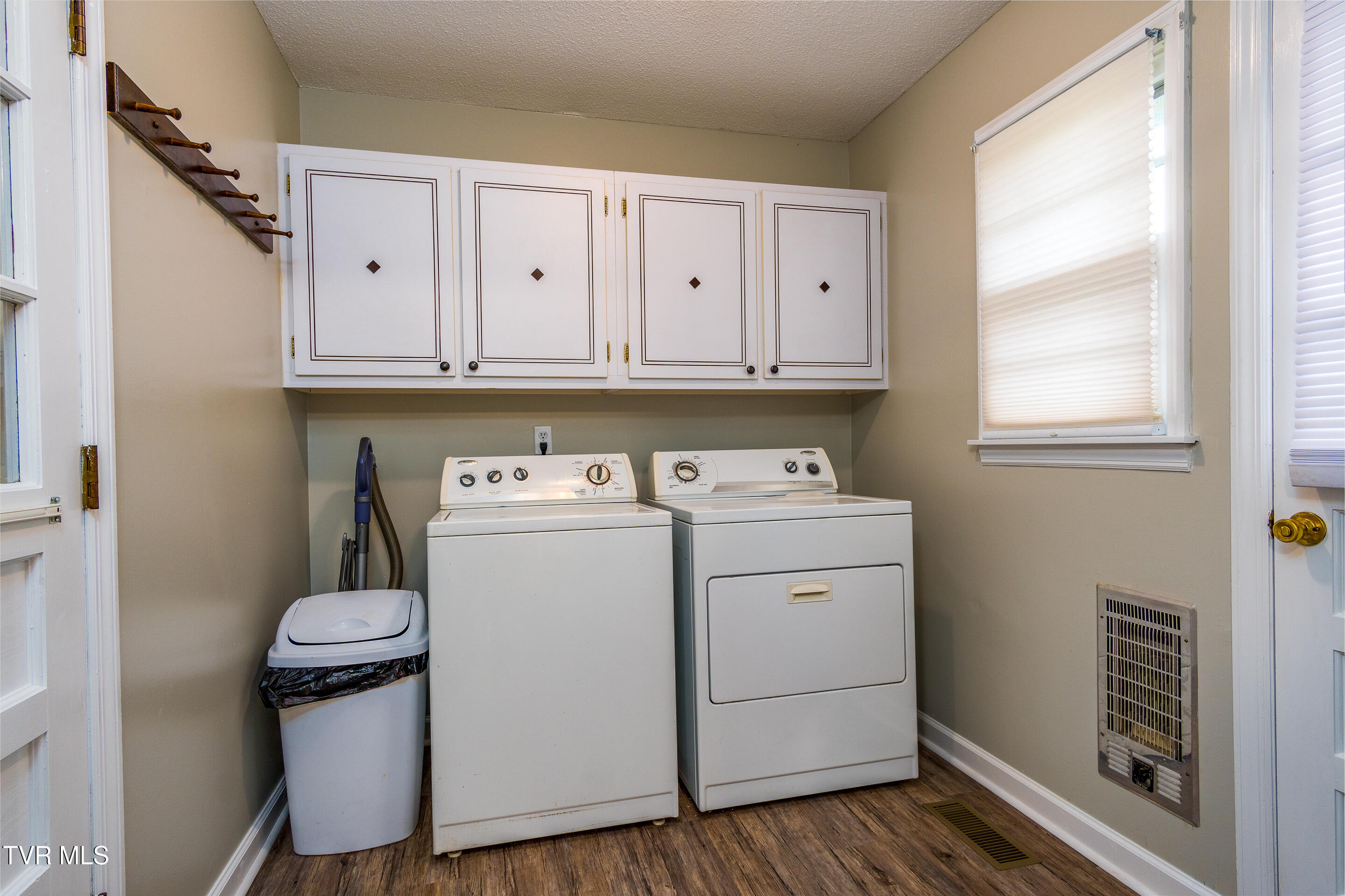 1817 Sundale Road Johnson City, TN 37604 - Photo 36 of 41 interior-4