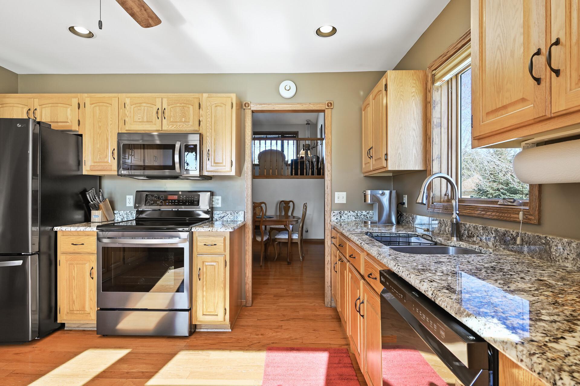 14183 Heather Ridge Drive Rogers, MN 55374 - Photo 13 of 72 Gallery Image 13