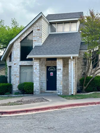 $2,000 | 512 Eberhart Lane, Unit 1204, Austin, TX 78745