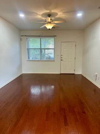 $2,000 | 512 Eberhart Lane, Unit 1204, Austin, TX 78745