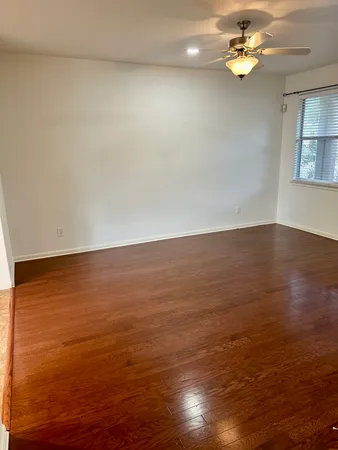 $2,000 | 512 Eberhart Lane, Unit 1204, Austin, TX 78745