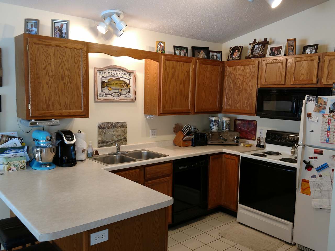 939 Rolling Ridge Road Eagle River, WI 54521 - Photo 4 of 9 Gallery Image 4