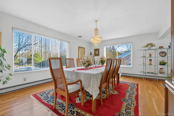 $949,000 | 33 Maple Moor Lane, Cortlandt Manor, NY 10567