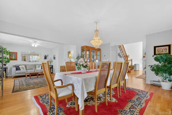 $949,000 | 33 Maple Moor Lane, Cortlandt Manor, NY 10567