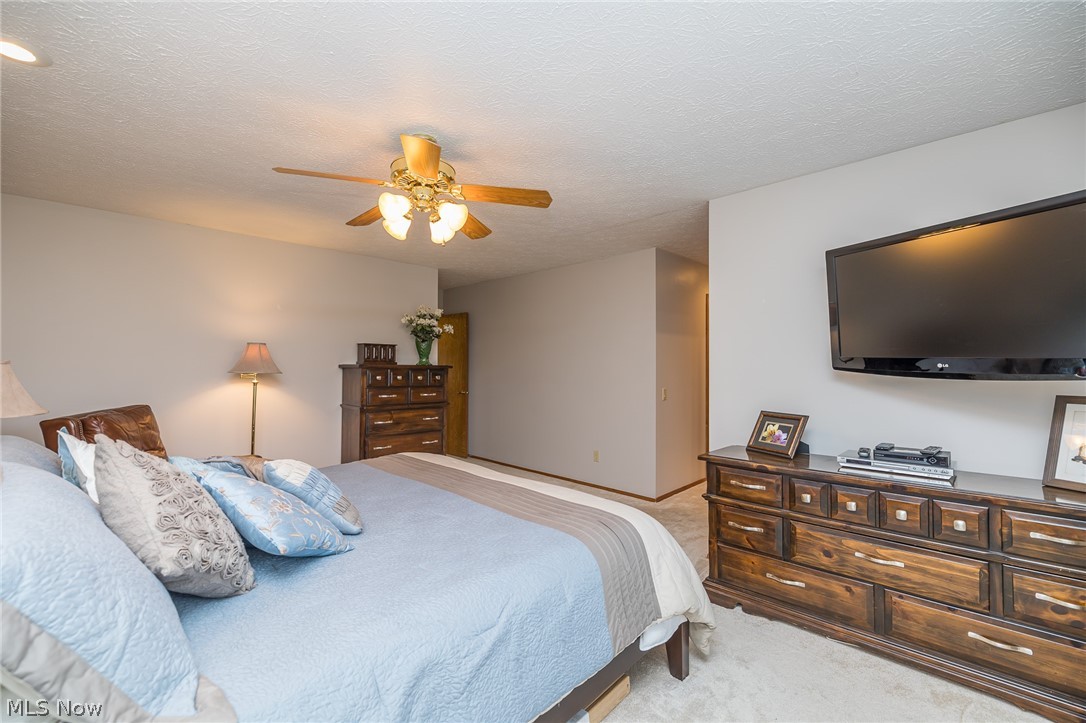 10742 Gate Post Road Strongsville, OH 44149 - Photo 18 of 31 Gallery Image 18