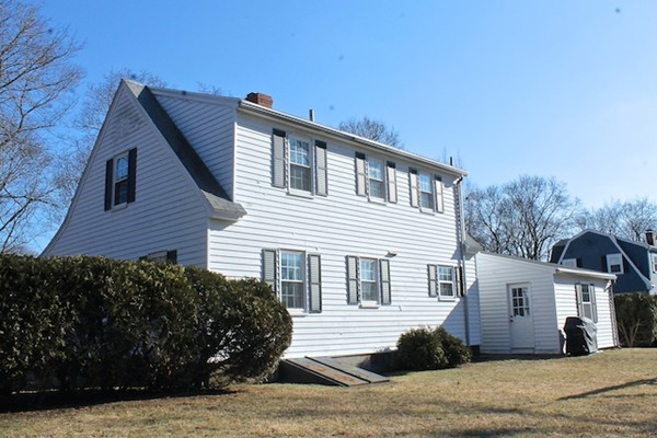 1 Yale Road Andover, MA 01810 - Photo 5 of 22 Gallery Image 5