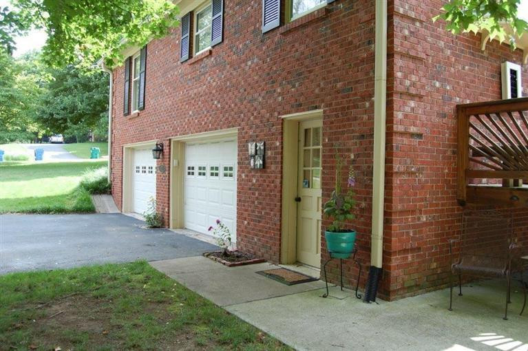 808 Cahaba Road Lexington, KY 40502 - Photo 9 of 36 Photo 10