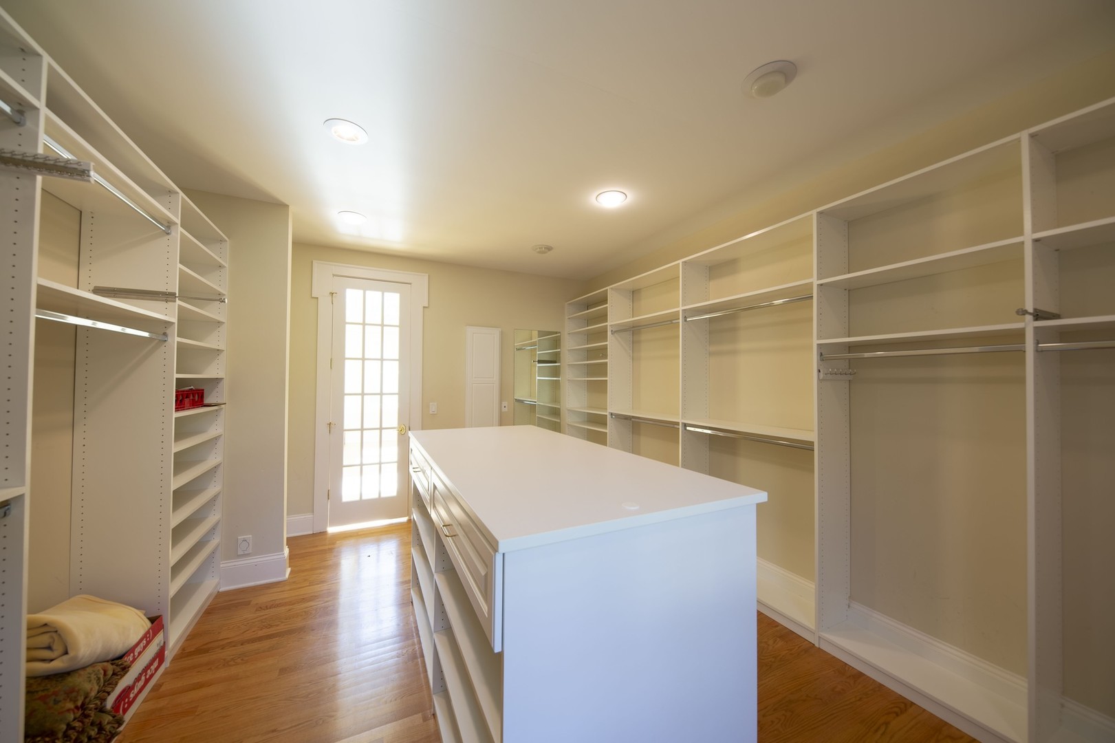 1885 West Durham Drive Inverness, IL 60067 - Photo 11 of 28 a room with storage and utility