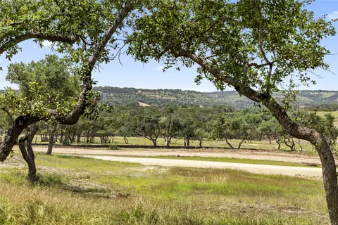 $921,000 | 165 - View, Dripping Springs, TX 78620
