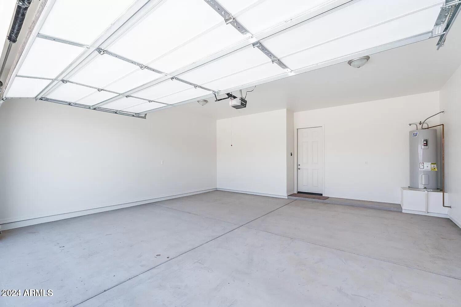 14565 South Rory Calhoun Road Arizona City, AZ 85123 - Photo 4 of 11 2 Car Garage