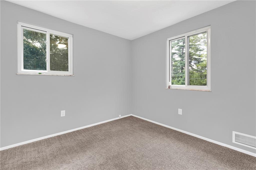 369 Wilson Road Clinton, PA 15026 - Photo 16 of 25 Gallery Image 16