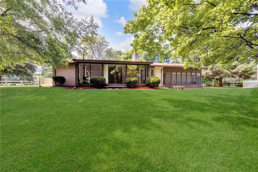369 Wilson Road Clinton, PA 15026 - Photo 4 of 25 Gallery Image 4