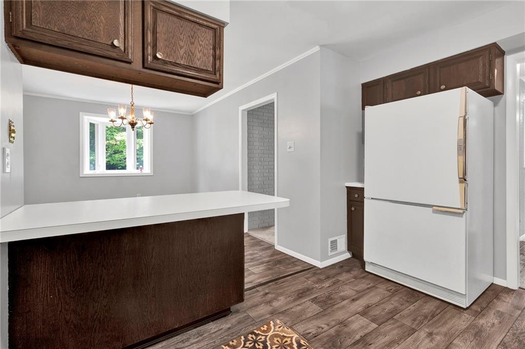 369 Wilson Road Clinton, PA 15026 - Photo 7 of 25 Gallery Image 7