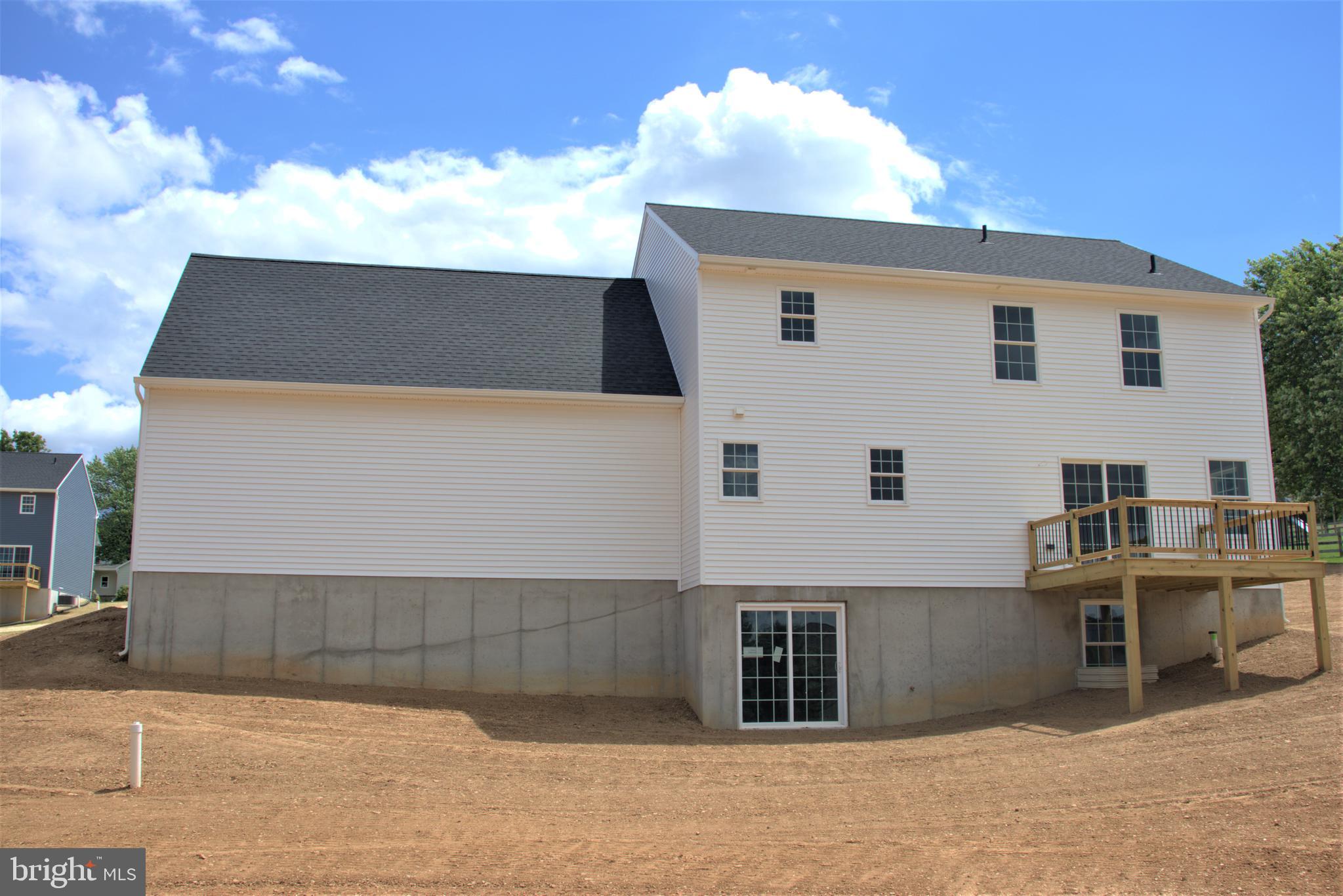 485 Ness Road York, PA 17402 - Photo 4 of 5