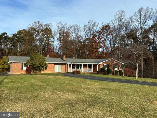 $2,800 | 1308 Minebank Road, Middletown, VA 22645