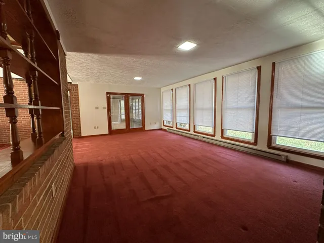 $2,800 | 1308 Minebank Road, Middletown, VA 22645