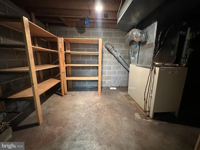 $2,800 | 1308 Minebank Road, Middletown, VA 22645