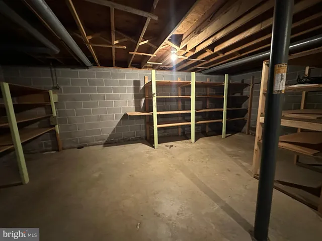 $2,800 | 1308 Minebank Road, Middletown, VA 22645