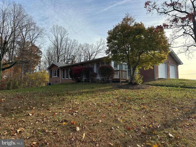 $2,800 | 1308 Minebank Road, Middletown, VA 22645