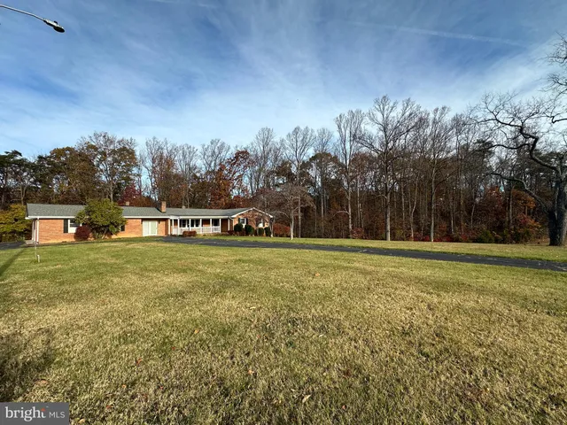 $2,800 | 1308 Minebank Road, Middletown, VA 22645