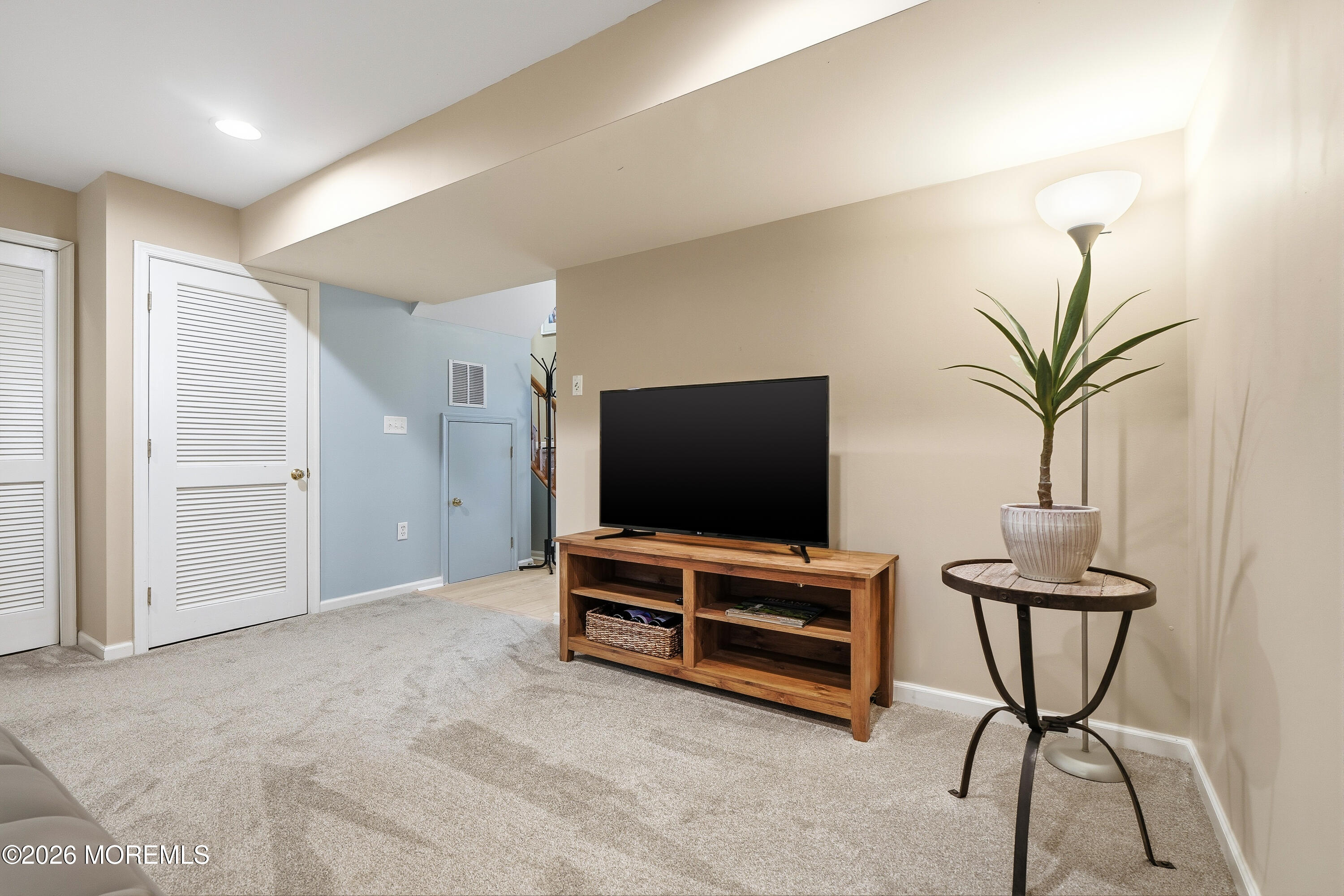 69 Saxton Road Farmingdale, NJ 07727 - Photo 10 of 53 010