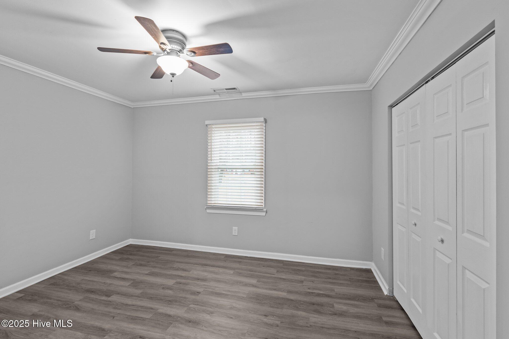 406 Sandy Point Road New Bern, NC 28560 - Photo 9 of 34 12-web-or-mls-BLS_0009