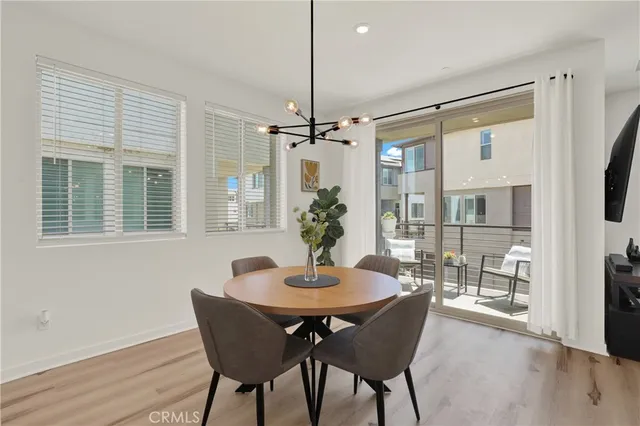 $759,000 | 1563 Lima Way, Unit 5, Placentia, CA 92870