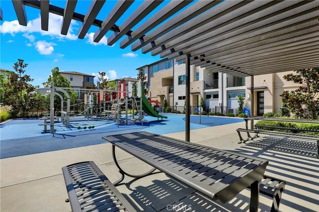 $759,000 | 1563 Lima Way, Unit 5, Placentia, CA 92870