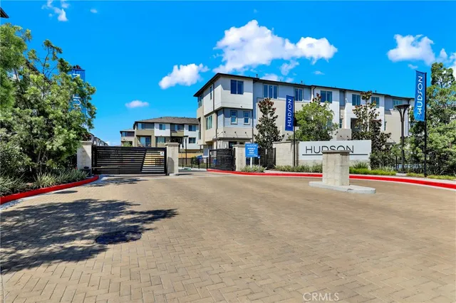 $759,000 | 1563 Lima Way, Unit 5, Placentia, CA 92870