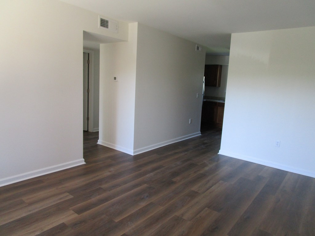 251 Rast Street, Unit I2 Sumter, SC 29150 - Photo 8 of 12