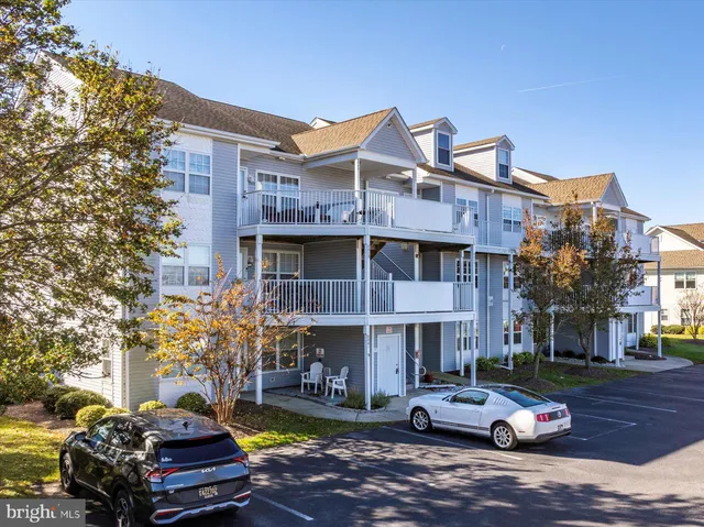 a car parked in front of a building