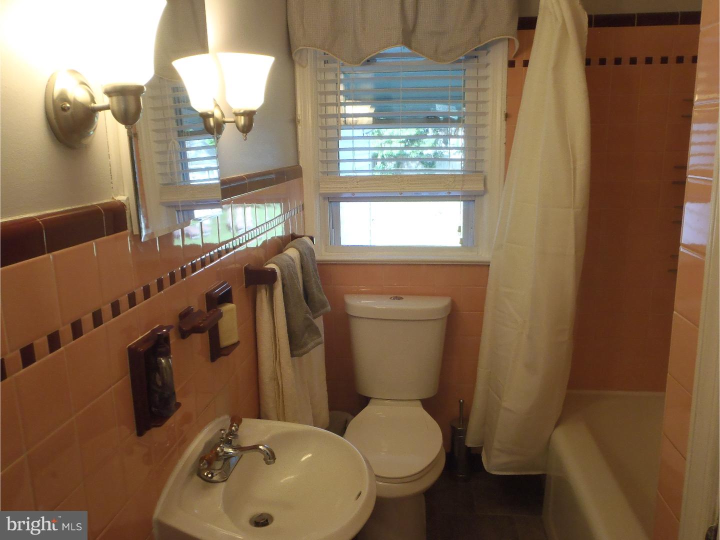 68 Kuser Road Hamilton, NJ 08619 - Photo 12 of 25 Bathroom