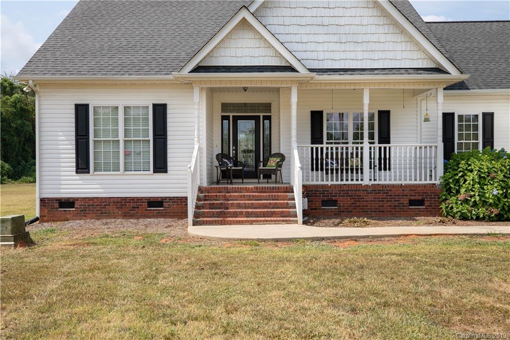 2047 Bailes Road York, SC 29745 - Photo 6 of 32 Gallery Image 6