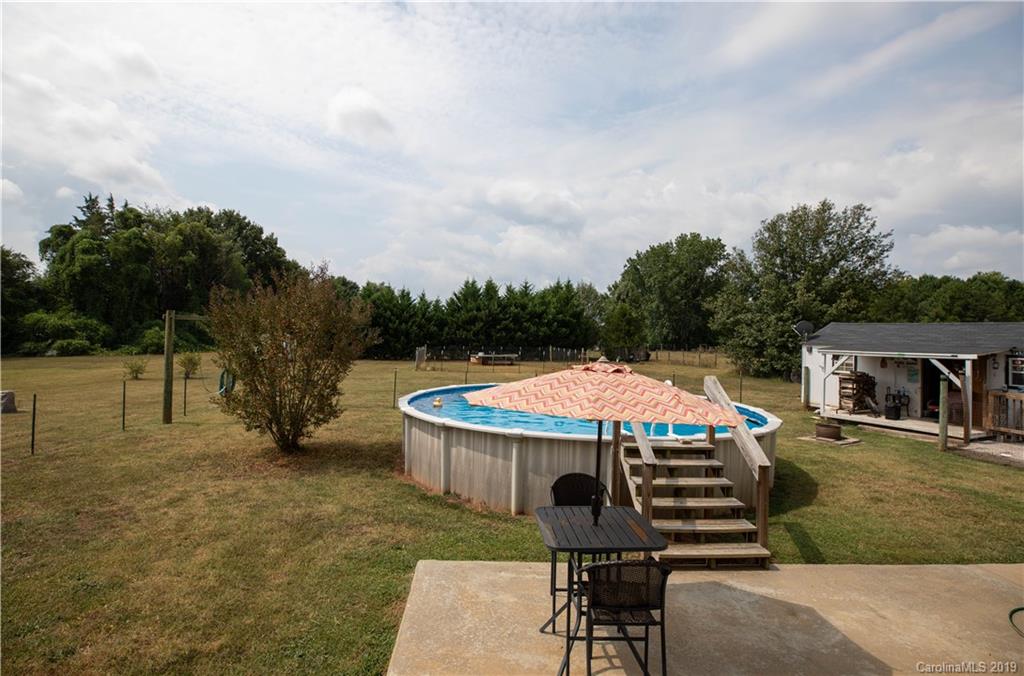 2047 Bailes Road York, SC 29745 - Photo 10 of 32 Gallery Image 10