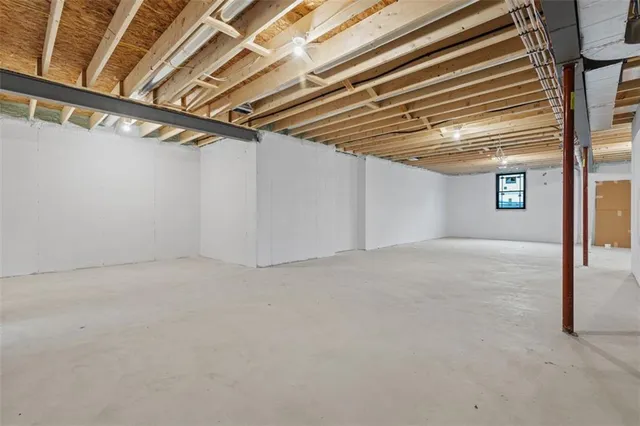 $1,090,000 | 1037 Skyline Drive, Canonsburg, PA 15317