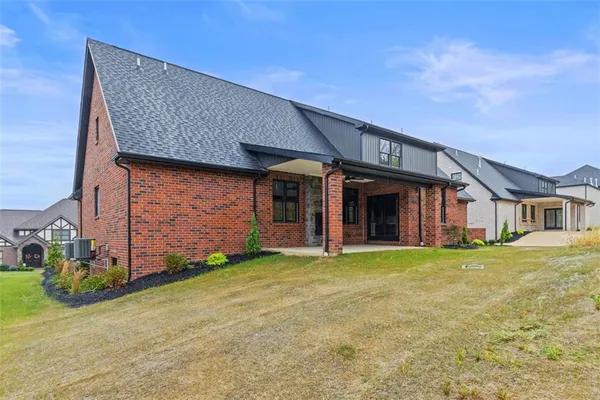 $1,090,000 | 1037 Skyline Drive, Canonsburg, PA 15317