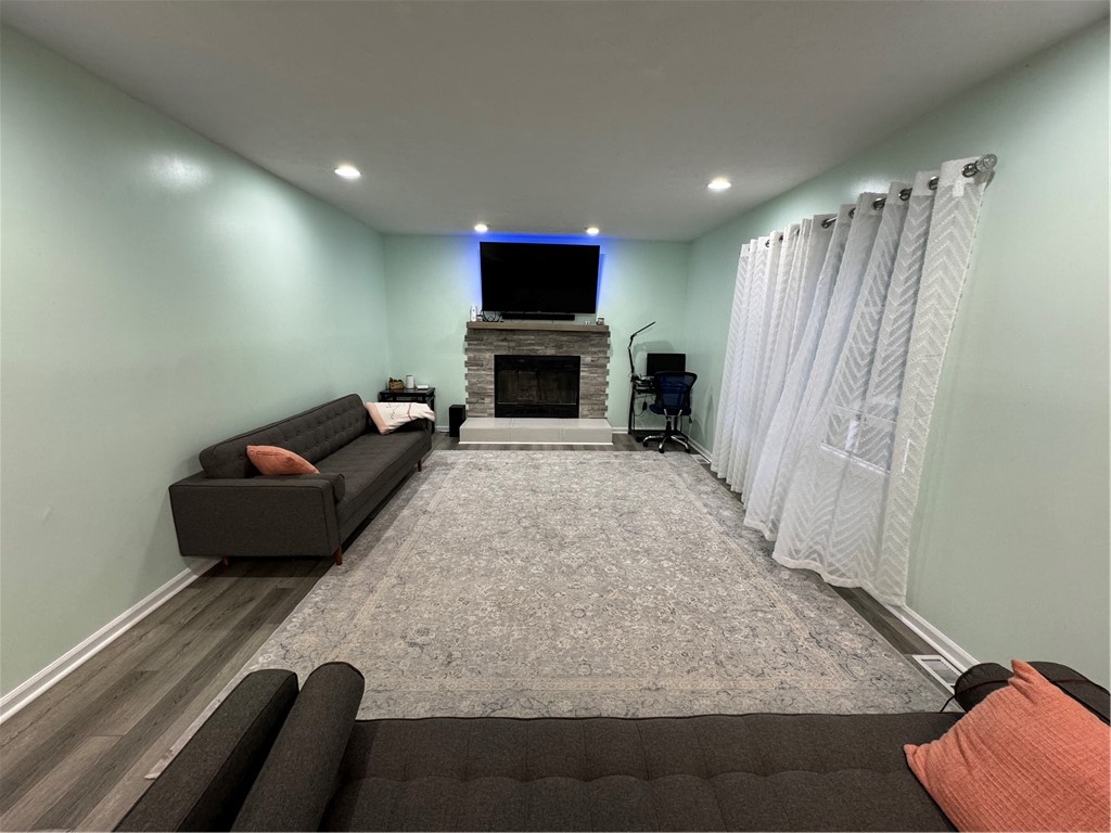 739 Bishops Lane Webster, NY 14580 - Photo 15 of 39