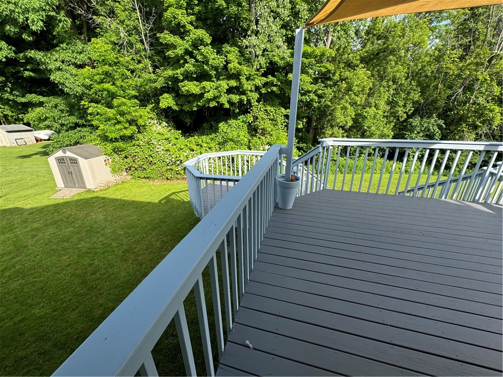 739 Bishops Lane Webster, NY 14580 - Photo 10 of 39