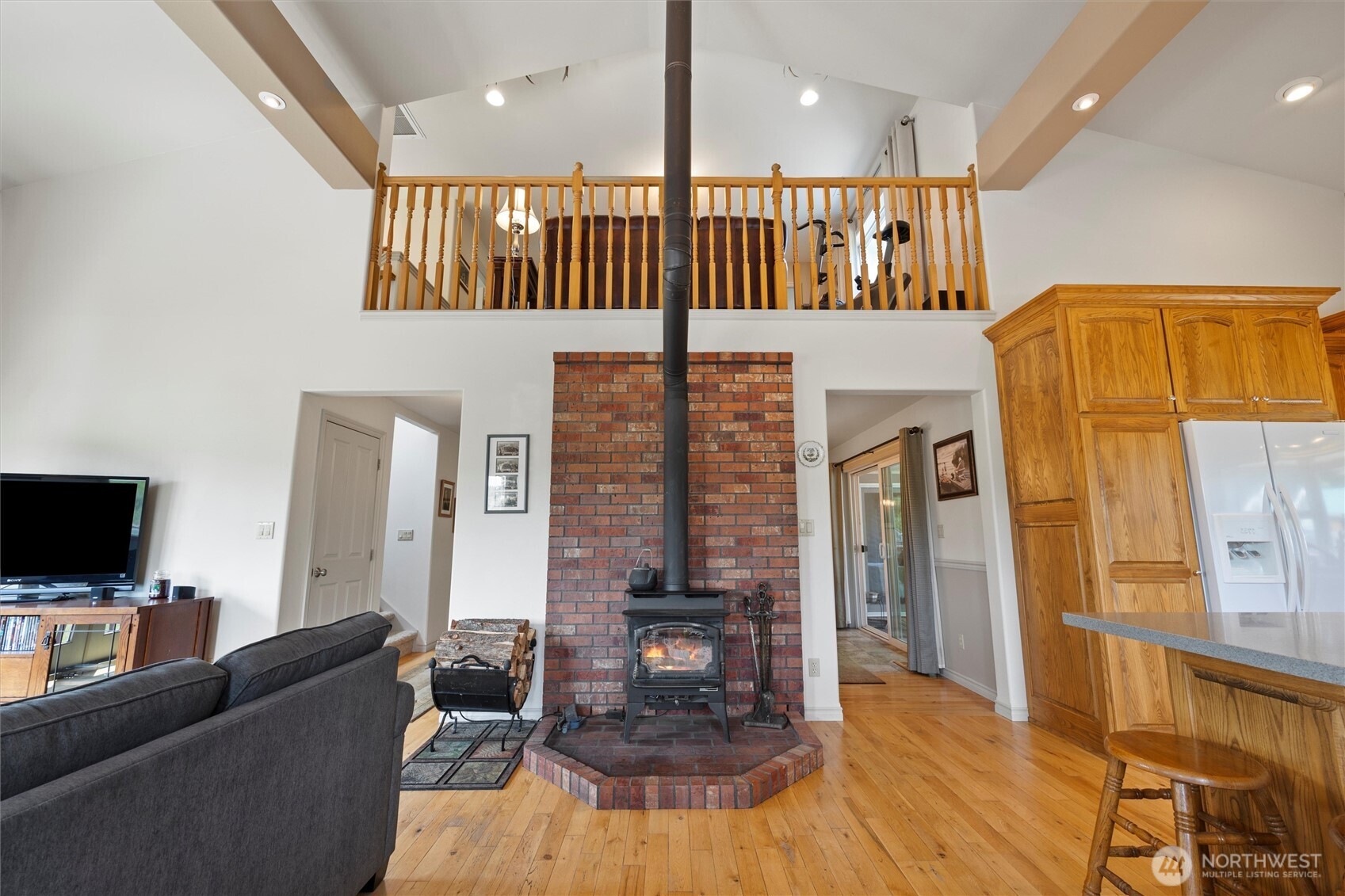 6379 Lewis Peak Road Waitsburg, WA 99361 - Photo 5 of 40 a living room with furniture and a flat screen tv