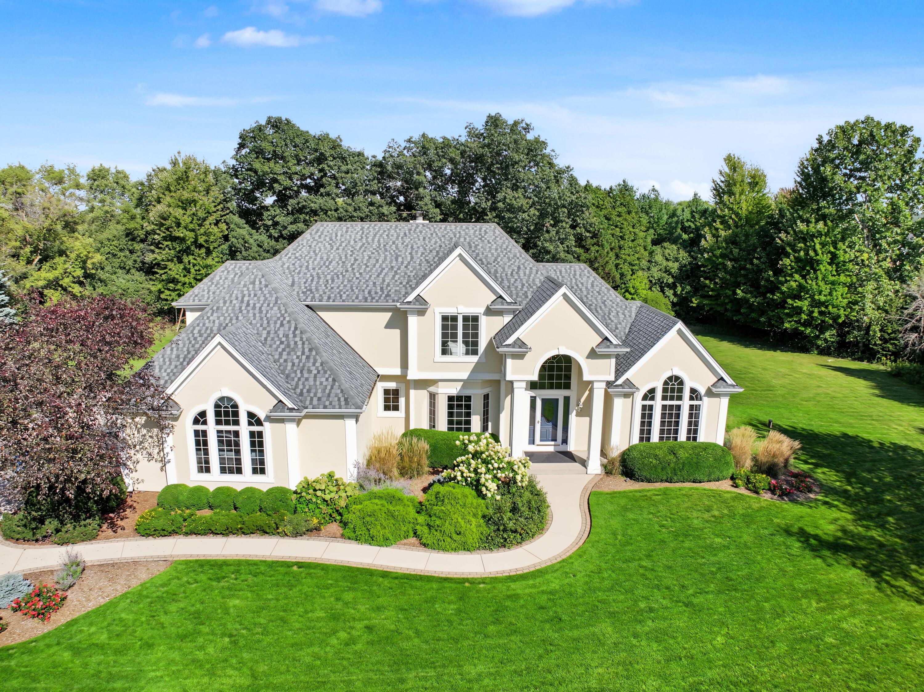 261 Steeple Pointe Circle Delafield, WI 53018 - Photo 1 of 70 Welcome Home