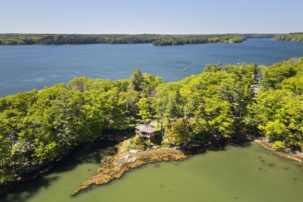 42 Delano Road Boothbay, ME 04571 - Photo 4 of 39