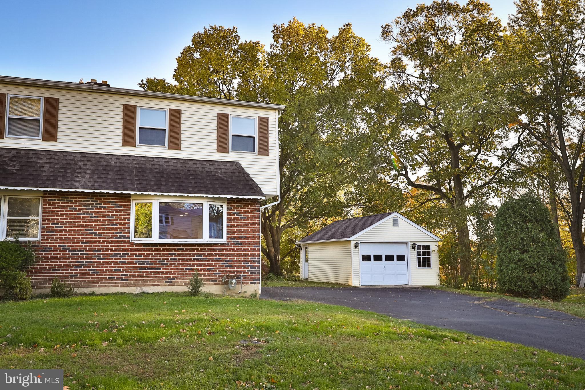 1471 Bluejay Road Abington, PA 19001 - Photo 1 of 27 Gallery Image 1