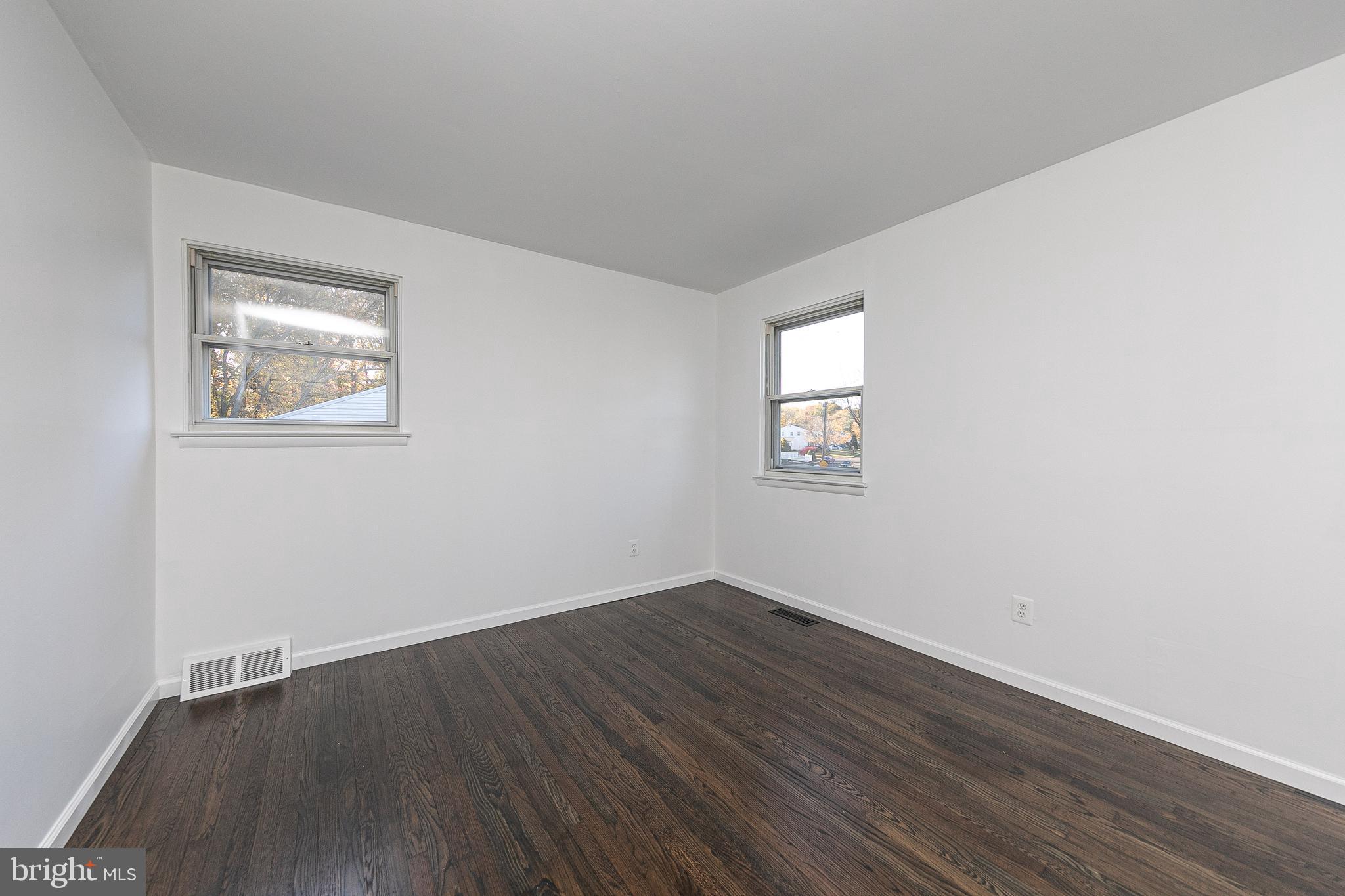 1471 Bluejay Road Abington, PA 19001 - Photo 16 of 27 Gallery Image 16