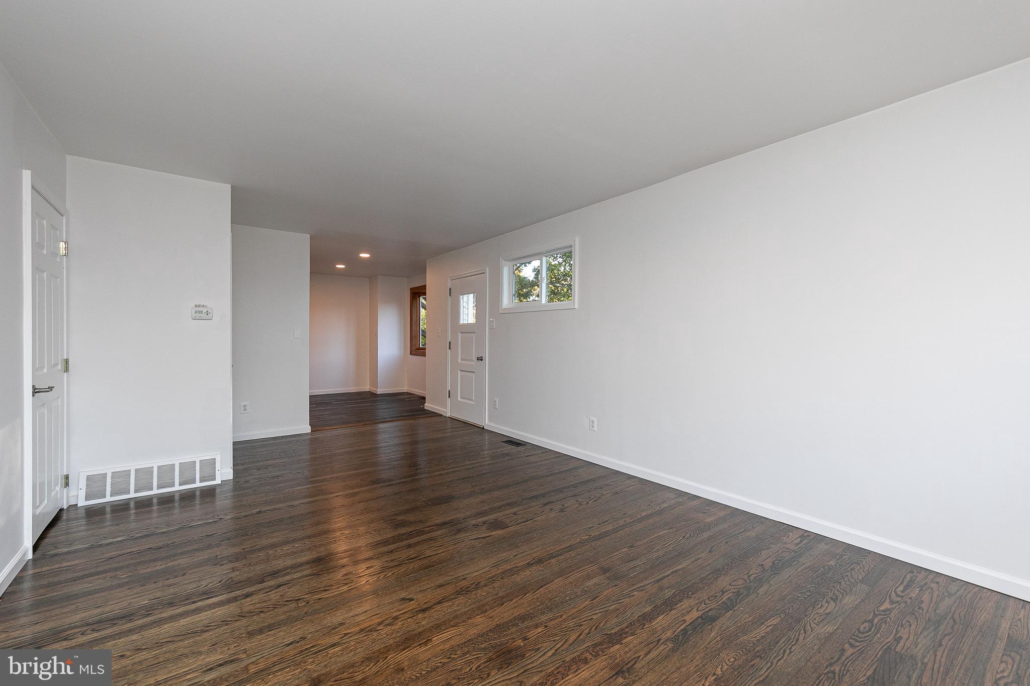 1471 Bluejay Road Abington, PA 19001 - Photo 6 of 27 Gallery Image 6