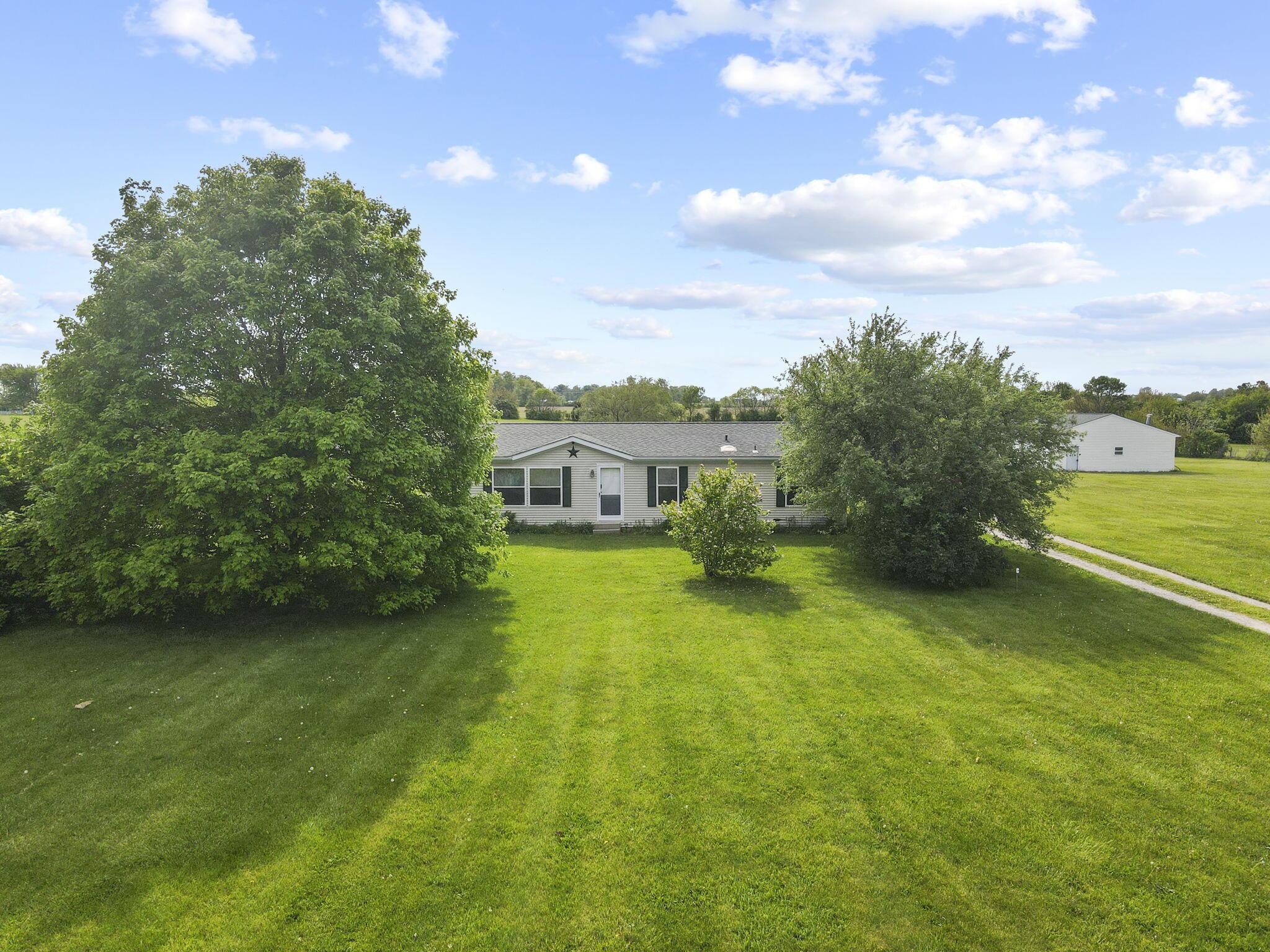 11791 Coontz Road Orient, OH 43146 - Photo 42 of 51 Large Front Yard